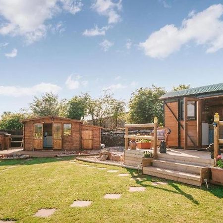 Nirvana Tiverton  Dış mekan fotoğraf