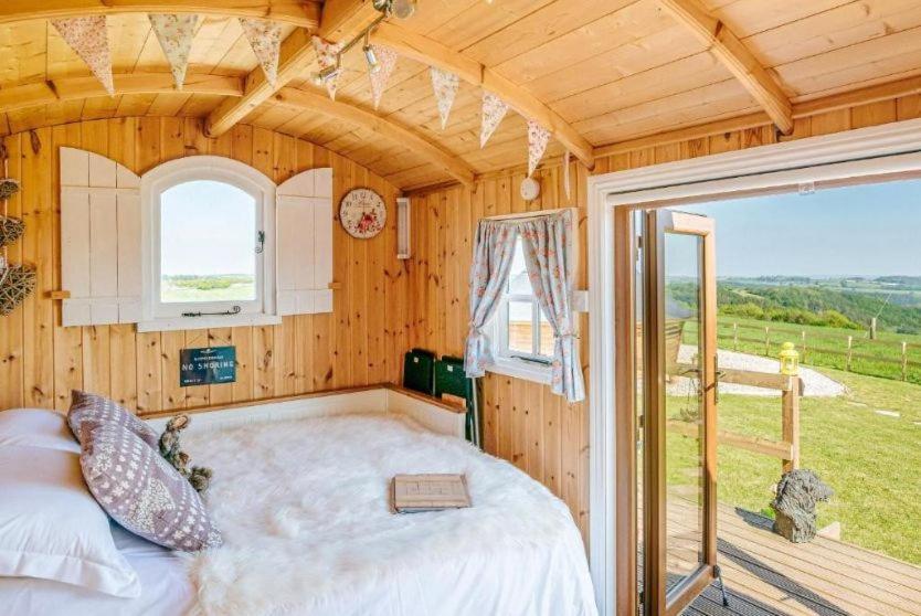 Nirvana Tiverton  Dış mekan fotoğraf